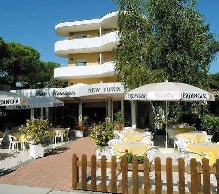 Отель New York Линьяно-Саббьядоро