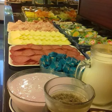 호텔 New York 리그나노 사비아도로